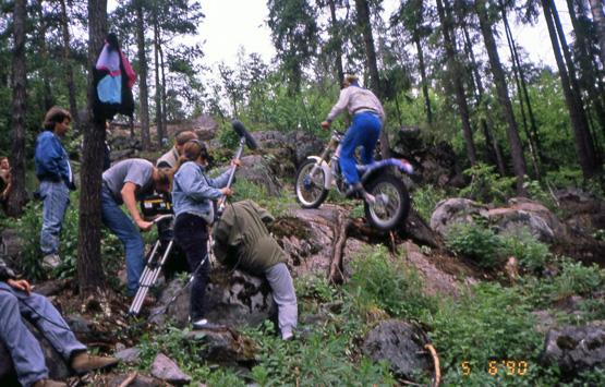 1990_hanskallio_elok_vaapeli_kormy_ja_marsalkan_sauva_5-6_1