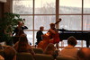 Annikka Wahrmann -stipendiaatti 2010 Aino-Leena Piilonen (vas.) tulkitsee yhdessä Matti Torikan ja Sari Savolaisen kanssa G.F Händelin Triosonaattia no 16, 6.2.2011 