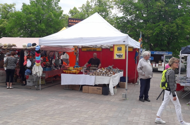 heinolan_kuukausimarkkinat_-_alands_smak_-_ahvenanmaan_maistuvat_-_heinola_2018_kuva1 heinolan_kuukausimarkkinat_-_alands_smak_-_ahvenanmaan_maistuvat_-_heinola_2018_kuva1