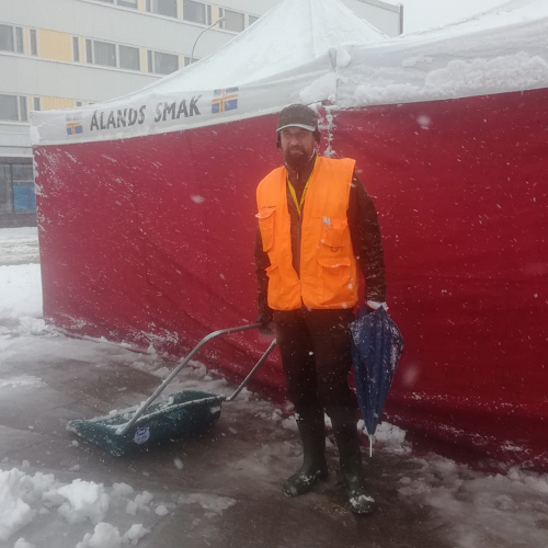 pieksamaki_2019_-_markkinapaallikko_terho_lumitoissa_kuva2 pieksamaki_2019_-_markkinapaallikko_terho_lumitoissa_kuva2