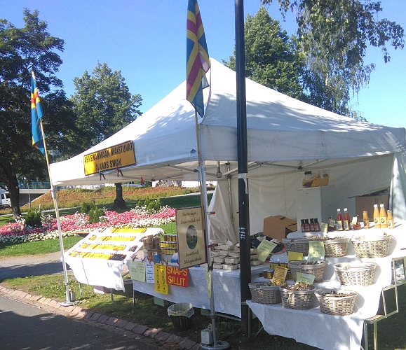 kansainvaliset_ja_suomalaiset_suurmarkkinat_-_joensuu_2020_kuva2