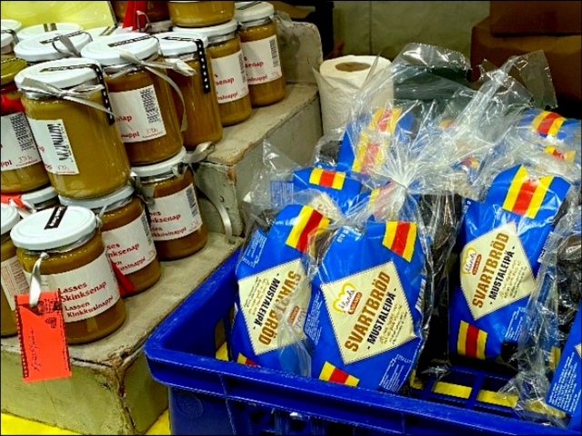 valkeakosken_joulumarkkinat_-_lassen_kinkkusinappi_ja_mustaleipa_limppu_kuva1 valkeakosken_joulumarkkinat_-_lassen_kinkkusinappi_ja_mustaleipa_limppu_kuva1