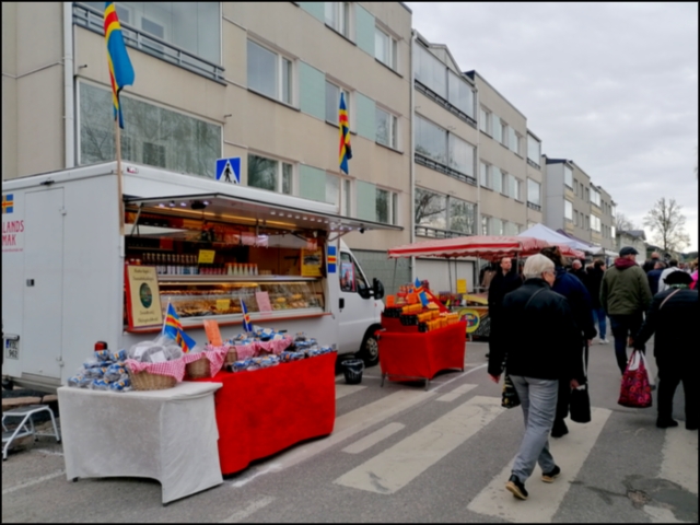 porvoon_kevatmarkkinat_2022_-_alands_smak_-_ahvenanmaan_maistuvat_kuva2 porvoon_kevatmarkkinat_2022_-_alands_smak_-_ahvenanmaan_maistuvat_kuva2