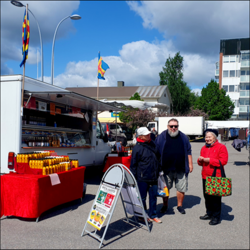 pieksamaen_kesamarkkinat_2023_-_alands_smak_kiittaa pieksamaen_kesamarkkinat_2023_-_alands_smak_kiittaa