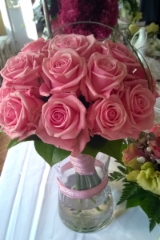 vaaleanpunaiset_ruusut