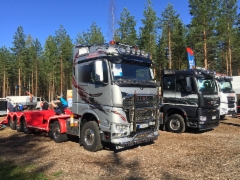 Sisu Polar Carrier ritilä-autoja - FinnMetko 2016
