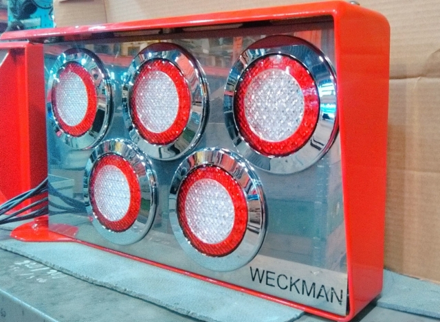 Weckmanilla on kehitetty puutavaravaunun kotimainen tuuninglamppusarja tuuninkia arvostaville ja haluaville.
