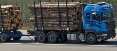 Scania puutavaravarustepaketit.