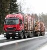 Kuljetusliike Pihlajakangas otti helmikuun lopulla 2019 ajoon uuden Iveco Stralis X-Way 8x4 puutavara-auton