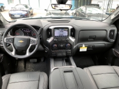 AMMATTILEHTI KOEAJAA: Chevrolet Silverado 1500 Crew Cab 5.3 V8 4X4 LTZ Z71 - Suurempi, kevyempi ja ketterämpi