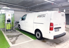 AMMATTILEHTI KOEAJAA: Peugeot e-Expert XL 75 kW - Ilmaisia kilometrej&auml;