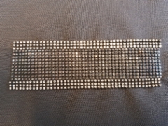 Nro 9 Kivinauha musta tai harmaa 10 riviä ja kirkas 3x2 (3+10+3 16 rivinen) laattojen päälle 80 euroa