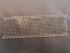 Nro 8 Kivinauha harmaa tai musta 12 riviä kirkas 2x2 (2+12+2 16 rivinen) laattojen päälle 80 euroa