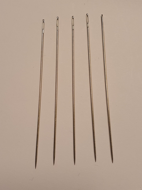 Long Darners Needels (Parsinneula)  1 (1x76) (pituus 76 mm paksuus 1 mm) 5 kpl Hinta 3 euroa paketti
