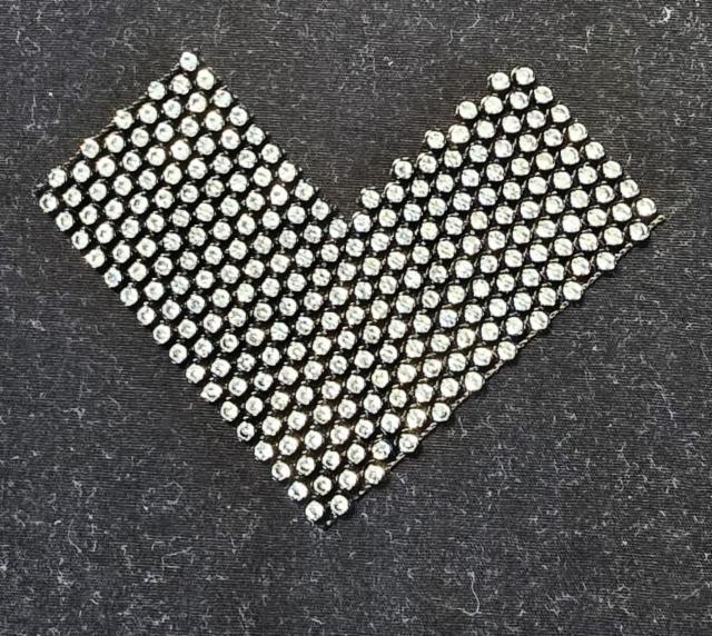 Nro 22 Lovi kirkas laattojen p&auml;&auml;lle 60&euro;