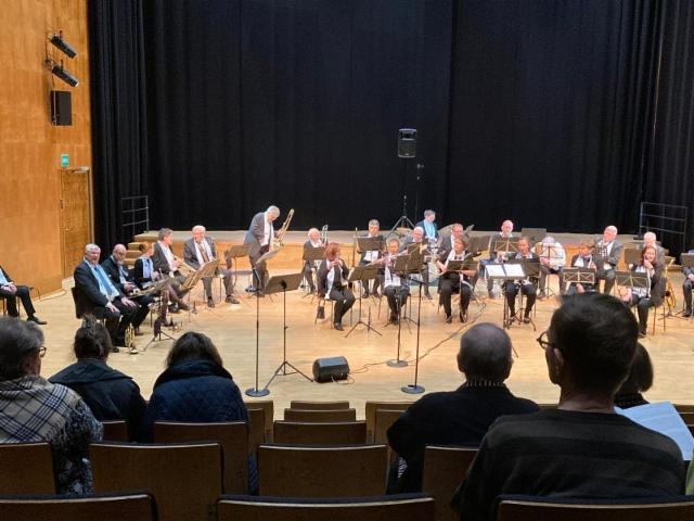 Muuttuvat laulut 4-2024