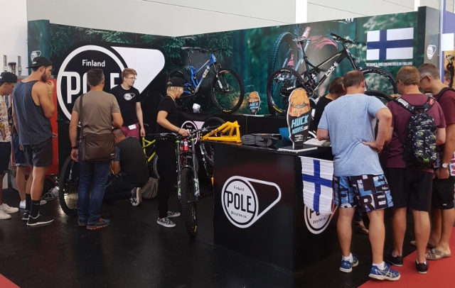 pole_bicycles_messuosasto pole_bicycles_messuosasto
