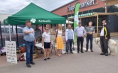 Ehdokkaita Vihdin kirkonkyl&auml;ll&auml;