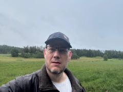 5.7.2025 Iloinen aitojen korjaaja likell&auml; keskiy&ouml;t&auml;