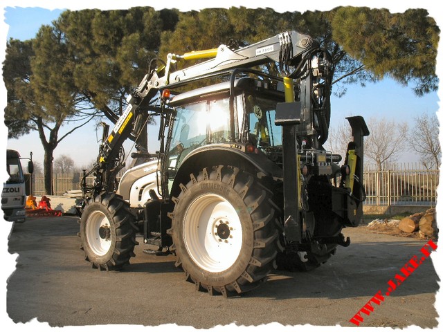 JAKE 800, Icarbazzoli 7800, Valtra N2, Italy