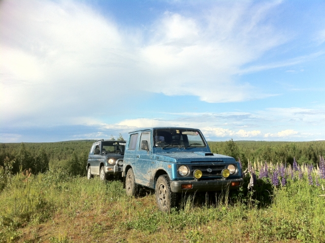 mini_suv_off1