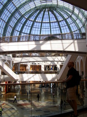 Emirates mall -tavaratalo