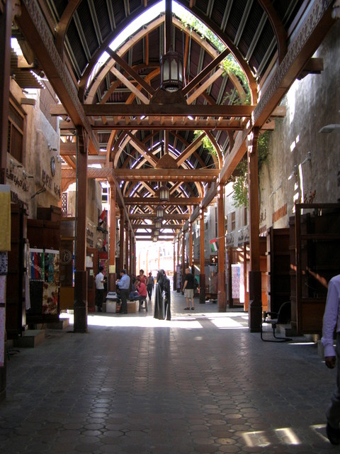 Bur Dubai  Covered Souq (basaari)