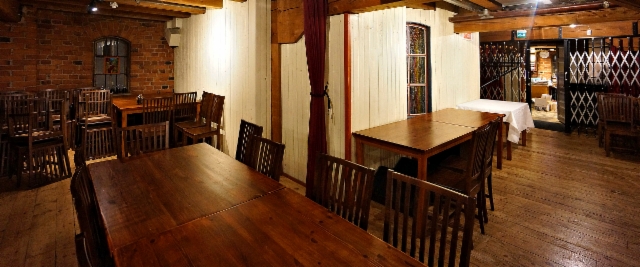 011._telakka_cultural_house_upstairs_restaurant_room.