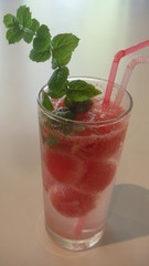 vesimelonijuoma 