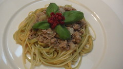 spaghettia ja  jauhelihakastiketta