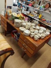 70-luvun johtajan p&ouml;yt&auml;, kaksipuolinen. 100,-&euro;