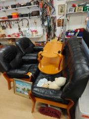 90-luvun nahkasohvaryhm&auml;, huippu kunnossa! 150,-&euro;