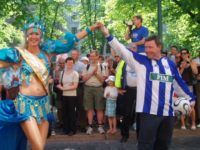 Samba karnevaalit Helsingissä 17.6.2006