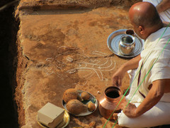 Ganesha "poistaa esteet".  Ganesha "removes all obstacles"  . Gokarna 30.1.
