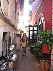 Kapea kuja. Narrow alley.  Panjim, Goa  17.1.  Kuva S.P.