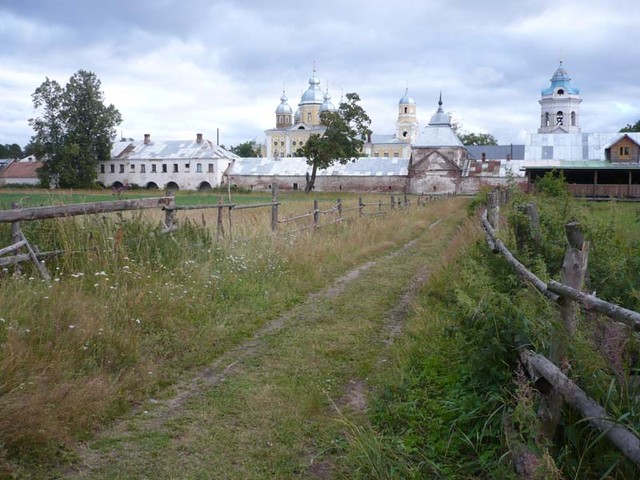 Luostari 2008