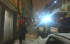 Helsingissä riittää lumikoneille töitä - kuvassa Yanmar kaivukone tyhjää Vironkatua Ammattilehden ja Kivirockin toimiston edessä Kruunuhaassa 22.2.2012