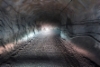 Jokisivun kultakaivoksen noin 10 kilometriä pitkä tunnelitie kulkee lähes 400 metrin syvyyteen