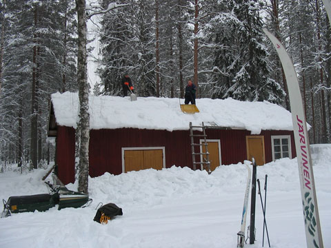 Lumitalkoot talvella 2005