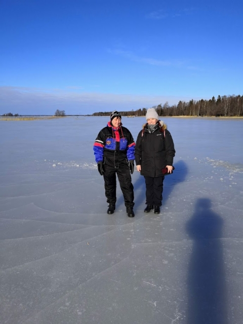 Iloiset retkeilijät