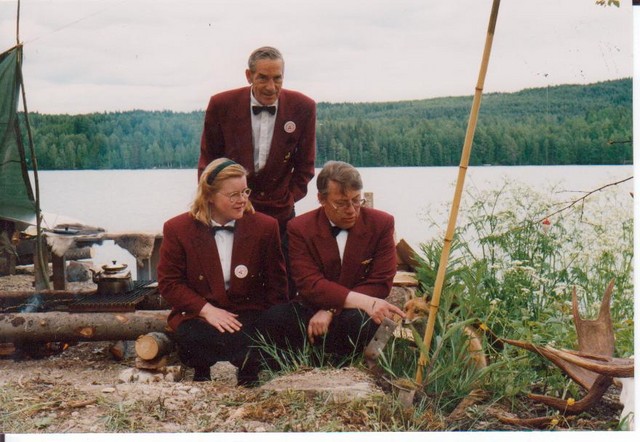 lpo hallefarsissa ruotsissa 1994. kettukin tervehti (taytetty)