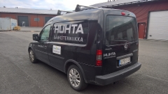 Huoltoauton logoteippaus
