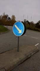 Liikennemerkkien asennukset