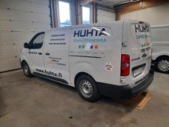 HUHTA Sähkötekniikan pakettiauton teippaus