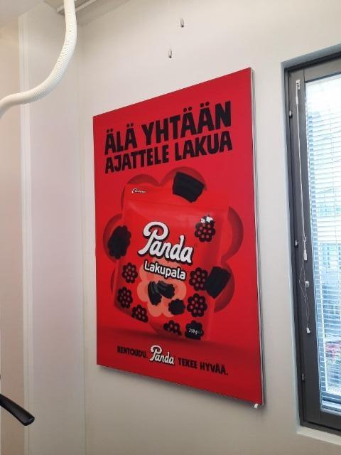 Grafiikka kangastaulu