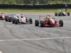 Formula Open-luokan lähtöruudukka. Viivalla F3:sia, F4:sia sekä Formula Ford ja Renault.