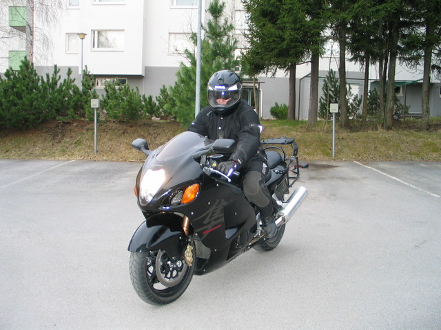 hayabusa gsx r 1300 koeajossa