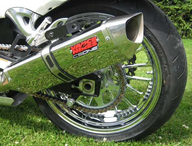Suzuki Hayabusa GSX 1300 R 2010 10