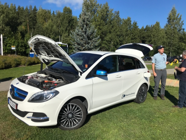 mb250_vesa_ronkko