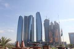 Abu Dhabikin kasvaa vauhdilla